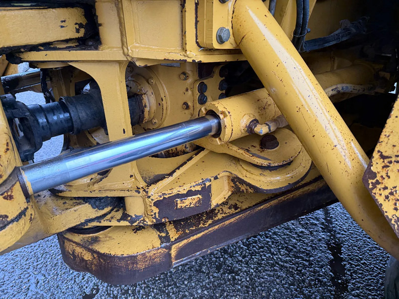 Zglobni kiper Caterpillar 725, CE, AIRCO, RETARDER, REAR CAMERA, AUTO LUBE, 23,5X25 TYERS: slika 18 Zglobni kiper Caterpillar 725, CE, AIRCO, RETARDER, REAR CAMERA, AUTO LUBE, 23,5X25 TYERS: slika 18