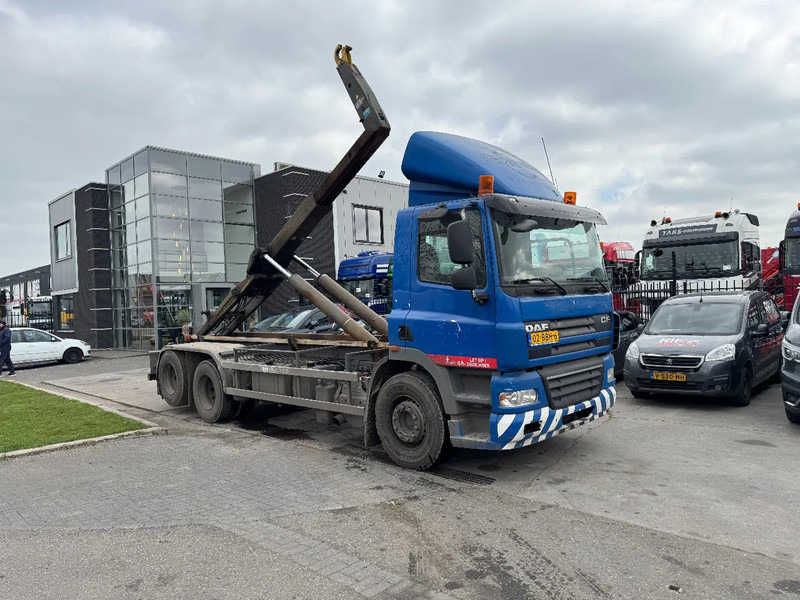 DAF CF 85.360 EURO 5 6X2 25T VDL HOOK TÜV 11-2025 - Kamion sa hidrauličnom kukom: slika 2 DAF CF 85.360 EURO 5 6X2 25T VDL HOOK TÜV 11-2025 - Kamion sa hidrauličnom kukom: slika 2