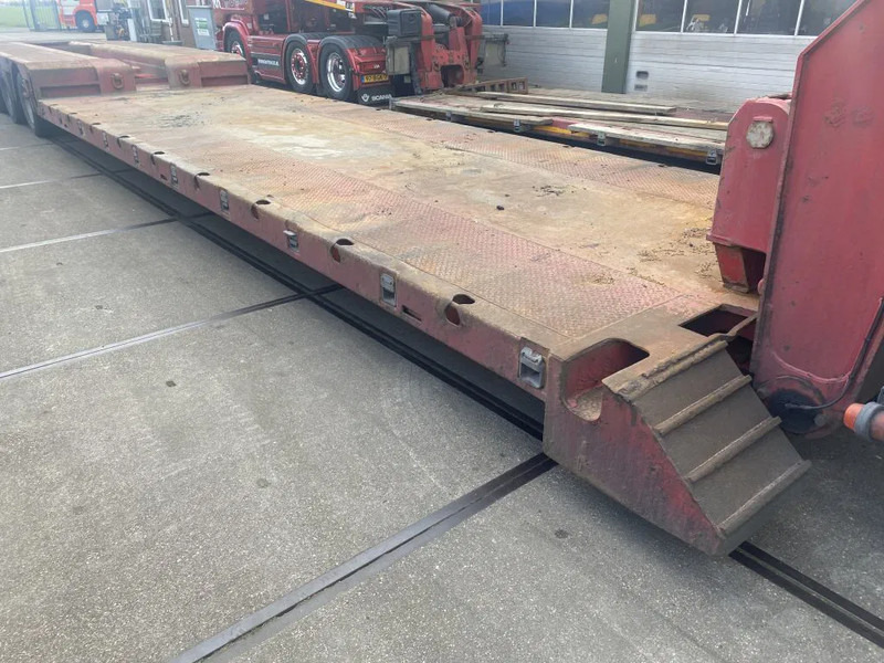 Doll 4 AXEL STEERING 66200 TON - Niska poluprikolica za prevoz: slika 4 Doll 4 AXEL STEERING 66200 TON - Niska poluprikolica za prevoz: slika 4