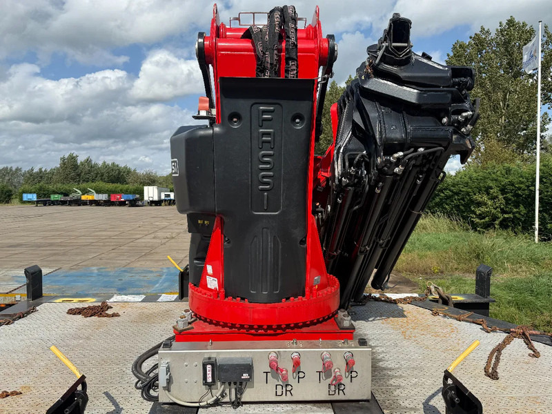FASSI 8 x HYDR + 3 X MANUEL, REMOTE CONTROLE, WINCH 5630 KG, WITH SEPARATE BOX WITH HYDROVEN POWERPACK 30KW AND OIL TANK. F1950RAF 2. - Platforma: slika 5 FASSI 8 x HYDR + 3 X MANUEL, REMOTE CONTROLE, WINCH 5630 KG, WITH SEPARATE BOX WITH HYDROVEN POWERPACK 30KW AND OIL TANK. F1950RAF 2. - Platforma: slika 5