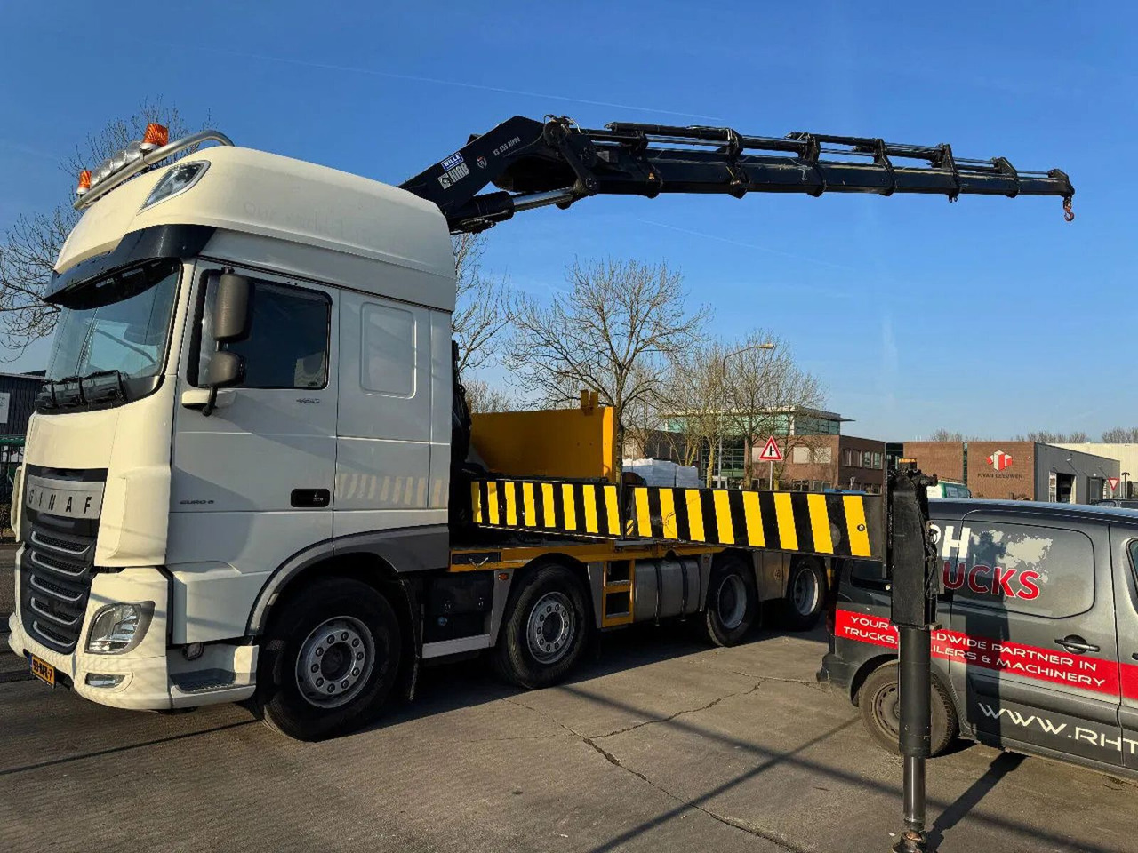 Ginaf G6 4140 CF 8X2 - EURO 6 + HIAB 855 EP-6 + REMOTE - Kamion sa dizalicom, Kamion sa tovarnim sandukom: slika 2 Ginaf G6 4140 CF 8X2 - EURO 6 + HIAB 855 EP-6 + REMOTE - Kamion sa dizalicom, Kamion sa tovarnim sandukom: slika 2