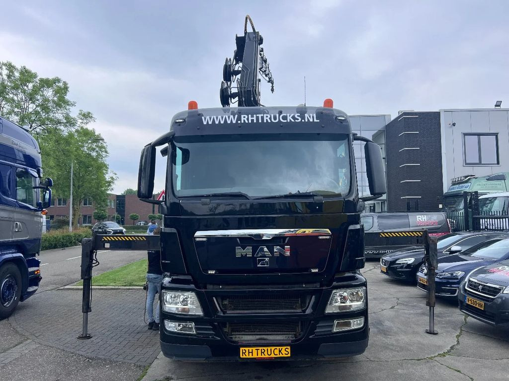 MAN TGS 35.440 8X2-4 + HIAB 220C-5 REMOTE + CABLE LI - Kamion sa hidrauličnom kukom: slika 2 MAN TGS 35.440 8X2-4 + HIAB 220C-5 REMOTE + CABLE LI - Kamion sa hidrauličnom kukom: slika 2