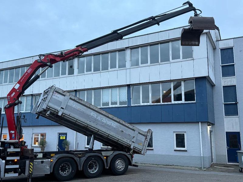 MAN TGS 35.480 8X4 + HMF 2420-K3 REMOTE + TIPPER - Kamion sa dizalicom: slika 3 MAN TGS 35.480 8X4 + HMF 2420-K3 REMOTE + TIPPER - Kamion sa dizalicom: slika 3