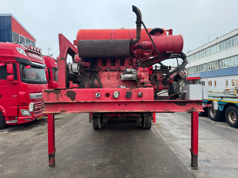 Müller-Mitteltal SF 37,5 BM LIEBHERR MIXER 3X BPW AXLE WATER TANK DEUT MOTOR - Poluprikolica mikser: slika 2 Müller-Mitteltal SF 37,5 BM LIEBHERR MIXER 3X BPW AXLE WATER TANK DEUT MOTOR - Poluprikolica mikser: slika 2