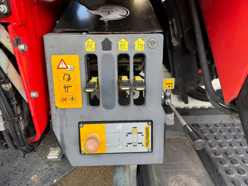 Renault C460 6X2 EURO 6 PALFINGER PK33002 + REMOTE CONTROL ENIGINE RUNNING - Kamion sa dizalicom: slika 5 Renault C460 6X2 EURO 6 PALFINGER PK33002 + REMOTE CONTROL ENIGINE RUNNING - Kamion sa dizalicom: slika 5