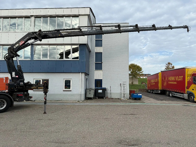 Renault Premium 430 8X4 EEV + HIAB 477 E-7 HIPRO + REMOTE - Kamion sa dizalicom: slika 4 Renault Premium 430 8X4 EEV + HIAB 477 E-7 HIPRO + REMOTE - Kamion sa dizalicom: slika 4