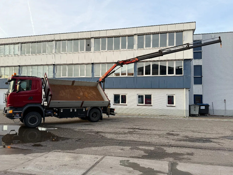Scania G370 4X4 EURO 6 + 3-SIDE TIPPER + PALFINGER PK9002 + REMOTE - Istovarivač, Kamion sa dizalicom: slika 3 Scania G370 4X4 EURO 6 + 3-SIDE TIPPER + PALFINGER PK9002 + REMOTE - Istovarivač, Kamion sa dizalicom: slika 3