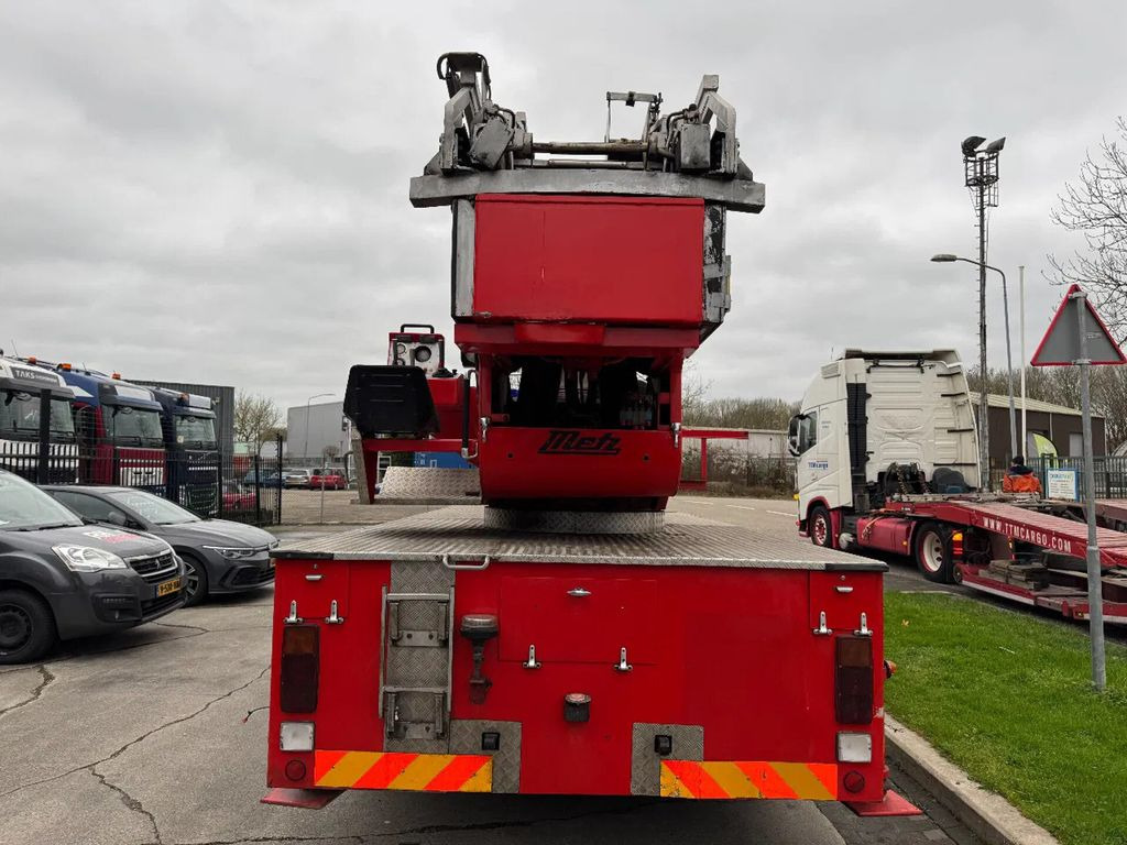 Scania P82 4X2 - FIRE TRUCK - 30M LIFT - Vatrogasni kamion: slika 5 Scania P82 4X2 - FIRE TRUCK - 30M LIFT - Vatrogasni kamion: slika 5