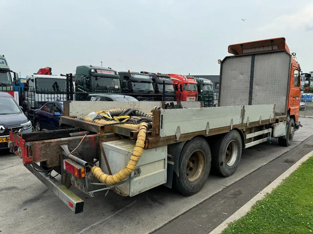 Scania R143-500 V8 6X4 + MANUAL GEARBOX - Kamion sa tovarnim sandukom: slika 4 Scania R143-500 V8 6X4 + MANUAL GEARBOX - Kamion sa tovarnim sandukom: slika 4