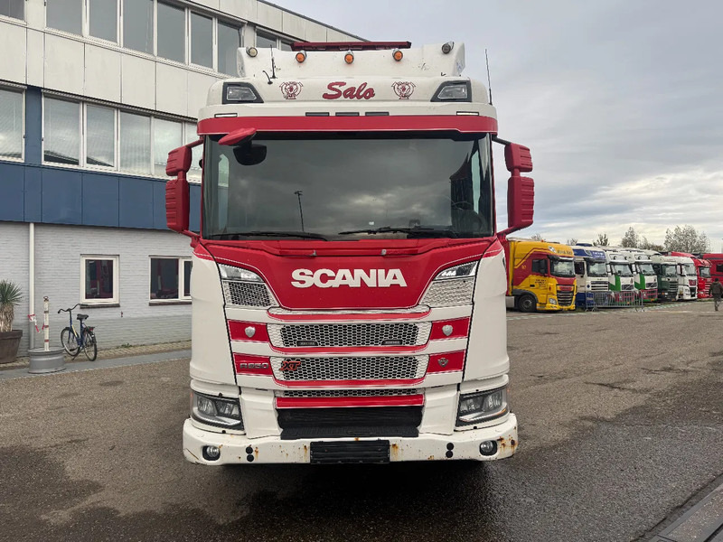 Scania R650 V8 NGS XT 8X4 EURO 6 - Kamion sa tovarnim sandukom: slika 2 Scania R650 V8 NGS XT 8X4 EURO 6 - Kamion sa tovarnim sandukom: slika 2