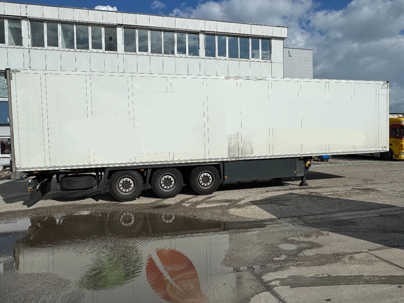 Schmitz Cargobull SCB*S3B THERMO KING SLX 300E TÜV TILL 03-2026 - Poluprikolica hladnjače: slika 5 Schmitz Cargobull SCB*S3B THERMO KING SLX 300E TÜV TILL 03-2026 - Poluprikolica hladnjače: slika 5