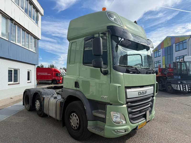 DAF CF 440 CF440 6X2 MET HYDROLIEK SYSTEEM - Tegljač: slika 2 DAF CF 440 CF440 6X2 MET HYDROLIEK SYSTEEM - Tegljač: slika 2