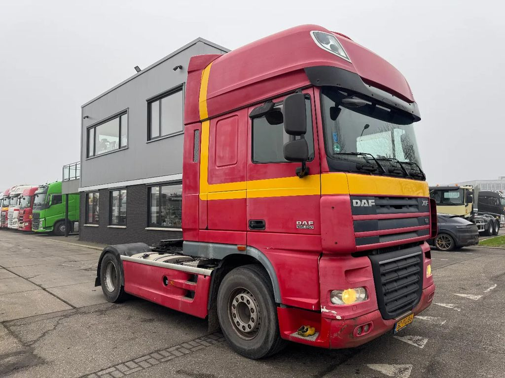 DAF XF 105.460 4X2 - EURO 5 + FULL SPOILER + NL TRUC - Tegljač: slika 3 DAF XF 105.460 4X2 - EURO 5 + FULL SPOILER + NL TRUC - Tegljač: slika 3