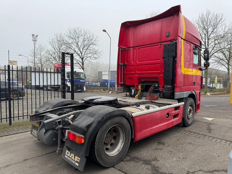 DAF XF 105.460 4X2 - EURO 5 + FULL SPOILER + NL TRUCK - Tegljač: slika 4 DAF XF 105.460 4X2 - EURO 5 + FULL SPOILER + NL TRUCK - Tegljač: slika 4