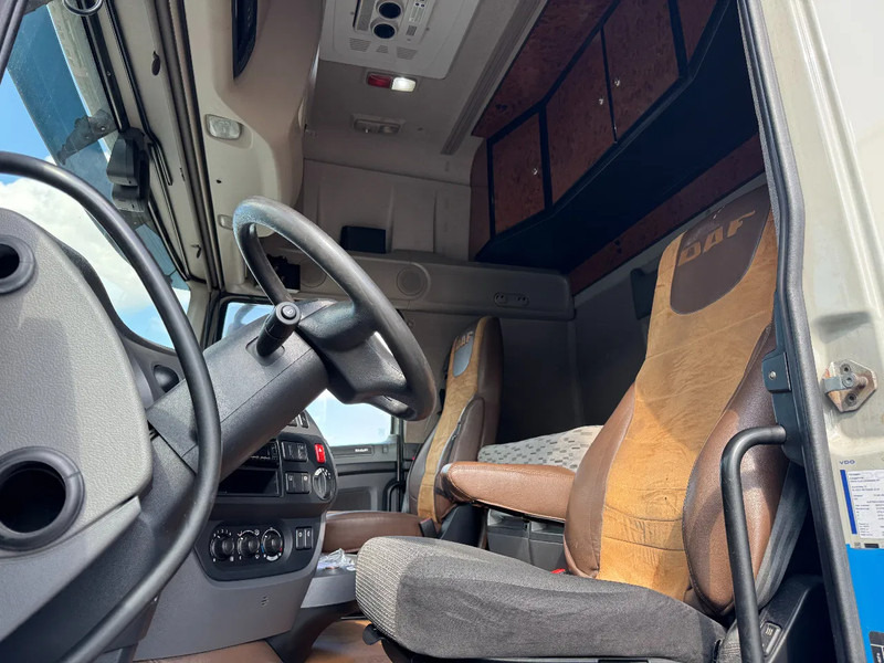 Tegljač DAF XF 440 4X2 - EURO 6 + ADR + TÜV 12-2025: slika 10 Tegljač DAF XF 440 4X2 - EURO 6 + ADR + TÜV 12-2025: slika 10