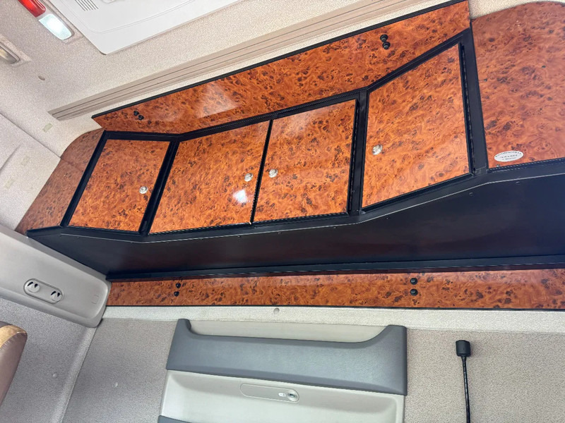 Tegljač DAF XF 440 4X2 - EURO 6 + ADR + TÜV 12-2025: slika 19 Tegljač DAF XF 440 4X2 - EURO 6 + ADR + TÜV 12-2025: slika 19