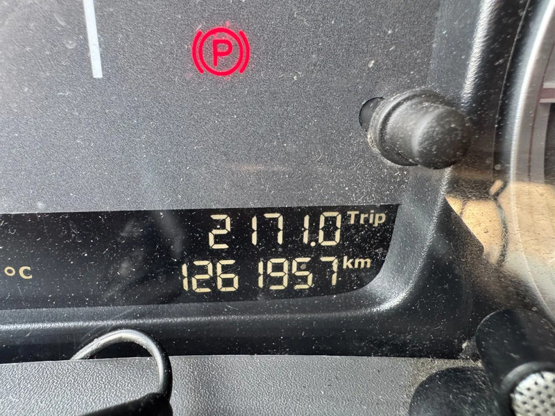 Tegljač DAF XF 440 4X2 - EURO 6 + ADR + TÜV 12-2025: slika 13 Tegljač DAF XF 440 4X2 - EURO 6 + ADR + TÜV 12-2025: slika 13