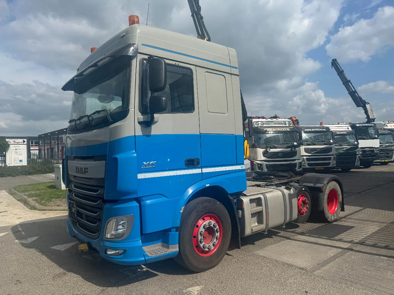 DAF XF 440 6X2 EURO 6 LIFT AXLE AIRCO - Tegljač: slika 1 DAF XF 440 6X2 EURO 6 LIFT AXLE AIRCO - Tegljač: slika 1