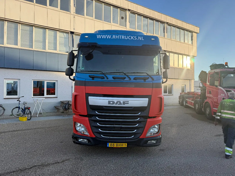 DAF XF 440 XF 440 TREKKER EURO 6 - Tegljač: slika 2 DAF XF 440 XF 440 TREKKER EURO 6 - Tegljač: slika 2
