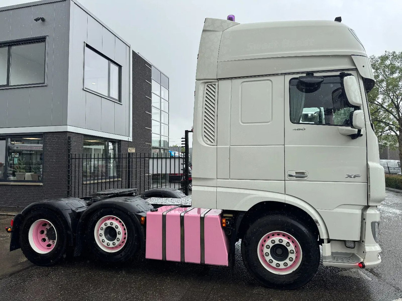 DAF XF 480 6X2 - EURO 6 + LIFT/STEERING AXLE + RETAR - Tegljač: slika 4 DAF XF 480 6X2 - EURO 6 + LIFT/STEERING AXLE + RETAR - Tegljač: slika 4