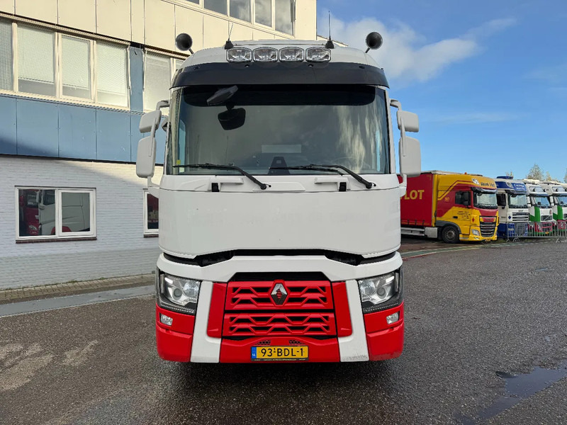 Renault T460 4X2 EURO 6 SKIRTS DOUBLE TANK - Tegljač: slika 2 Renault T460 4X2 EURO 6 SKIRTS DOUBLE TANK - Tegljač: slika 2