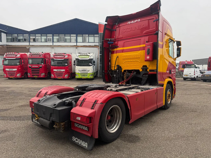 Scania R450 4X2 EURO 6 ADR SKIRTS DOUBLE TANK - Tegljač: slika 5 Scania R450 4X2 EURO 6 ADR SKIRTS DOUBLE TANK - Tegljač: slika 5