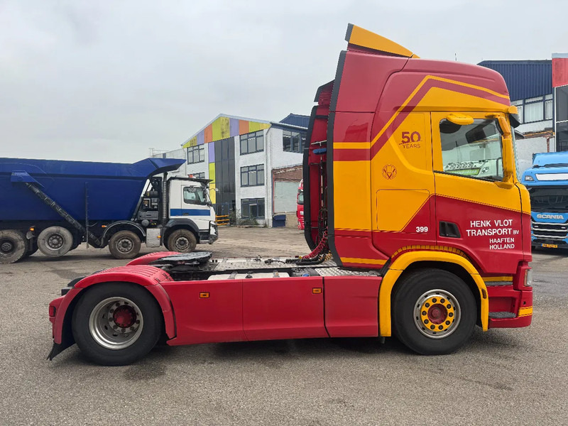 Scania R450 4X2 EURO 6 ADR SKIRTS DOUBLE TANK - Tegljač: slika 4 Scania R450 4X2 EURO 6 ADR SKIRTS DOUBLE TANK - Tegljač: slika 4