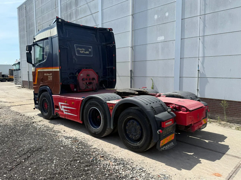 Scania R500 NGS 6X2 EURO 6 STEERING AXLE SPECIAL INTERIOR - Tegljač: slika 4 Scania R500 NGS 6X2 EURO 6 STEERING AXLE SPECIAL INTERIOR - Tegljač: slika 4