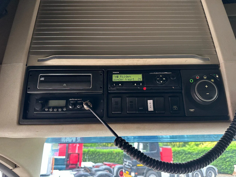 Lizing Volvo FH 16.750 8X4, 180 TON POWER STEERING HYDRAULIC Volvo FH 16.750 8X4, 180 TON POWER STEERING HYDRAULIC: slika 12 Lizing Volvo FH 16.750 8X4, 180 TON POWER STEERING HYDRAULIC Volvo FH 16.750 8X4, 180 TON POWER STEERING HYDRAULIC: slika 12