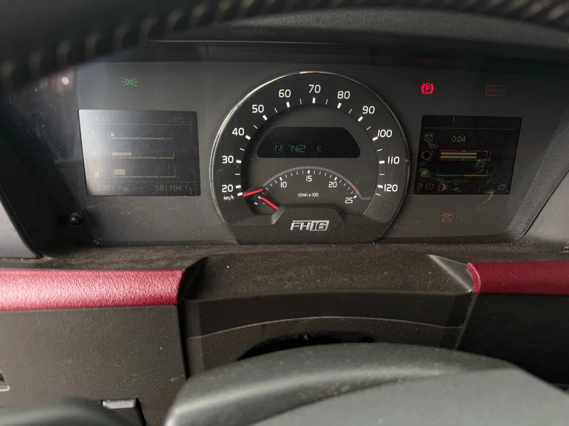 Lizing Volvo FH 16.750 EURO 6 6X4 PALFINGER EPSILON + KELBERG TRAILER Volvo FH 16.750 EURO 6 6X4 PALFINGER EPSILON + KELBERG TRAILER: slika 18