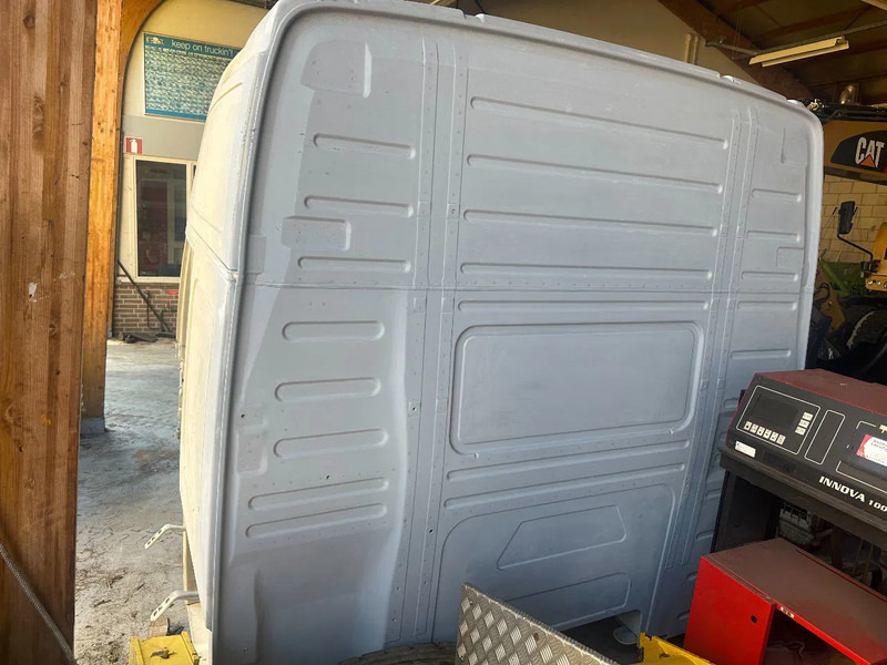 Volvo FH XL - Kabina i enterijer za Kamion: slika 4 Volvo FH XL - Kabina i enterijer za Kamion: slika 4