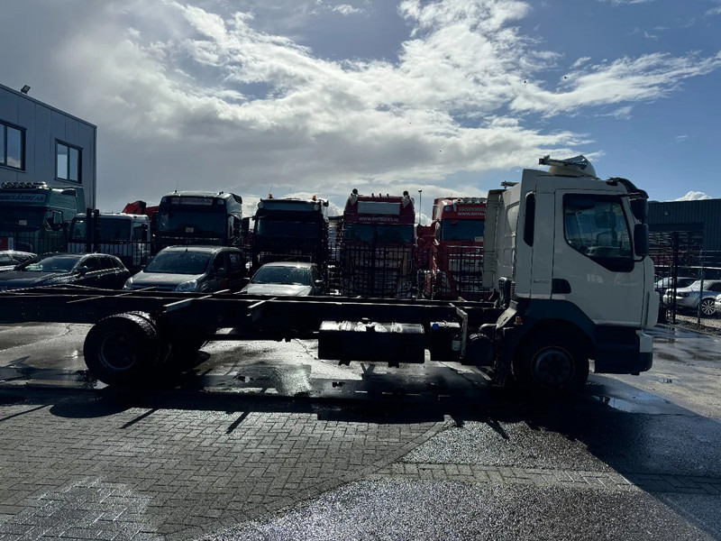 Volvo FL 240 4X2 - EURO 5 CHASSIS - Kamion sa golom šasijom i zatvorenom kabinom: slika 4 Volvo FL 240 4X2 - EURO 5 CHASSIS - Kamion sa golom šasijom i zatvorenom kabinom: slika 4