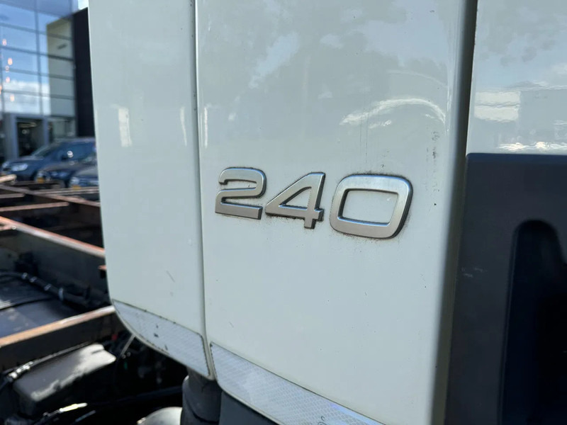 Volvo FL 240 4X2 - EURO 5 CHASSIS - Kamion sa golom šasijom i zatvorenom kabinom: slika 5 Volvo FL 240 4X2 - EURO 5 CHASSIS - Kamion sa golom šasijom i zatvorenom kabinom: slika 5
