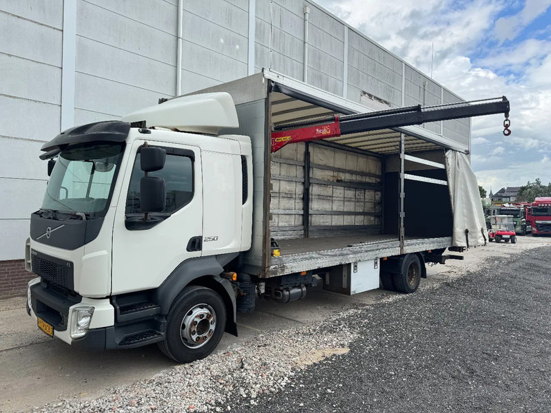 Volvo FL 250 4X2 EURO 6 + FASSI MICRO M25A.12 - Kamion sa ceradom, Kamion sa dizalicom: slika 1 Volvo FL 250 4X2 EURO 6 + FASSI MICRO M25A.12 - Kamion sa ceradom, Kamion sa dizalicom: slika 1
