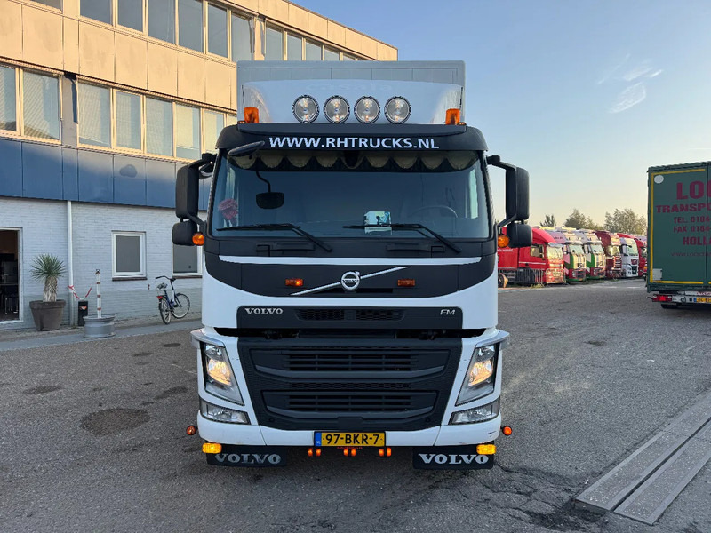 Volvo FM 330 4X2 EURO 6 DHOLLANDIA CLOSED BOX - Kamion sa zatvorenim sandukom: slika 2 Volvo FM 330 4X2 EURO 6 DHOLLANDIA CLOSED BOX - Kamion sa zatvorenim sandukom: slika 2