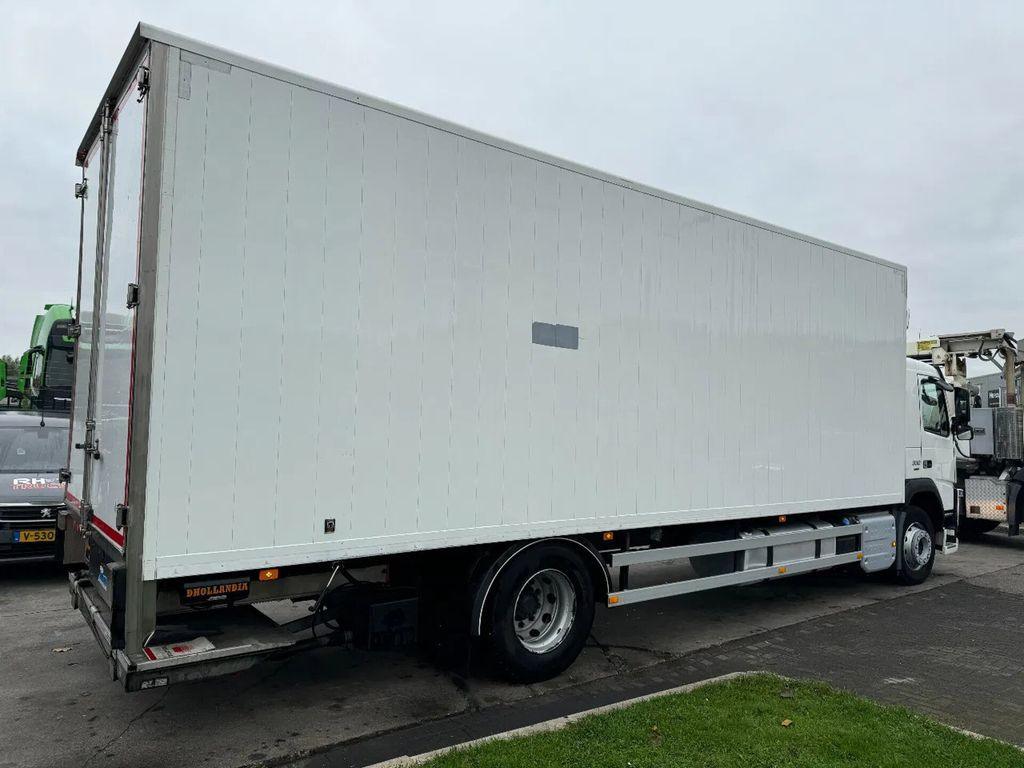 Volvo FM 330 4X2 - EURO 6 + DHOLLANDIA LIFT + ONLY 500 - Kamion sa zatvorenim sandukom: slika 5 Volvo FM 330 4X2 - EURO 6 + DHOLLANDIA LIFT + ONLY 500 - Kamion sa zatvorenim sandukom: slika 5