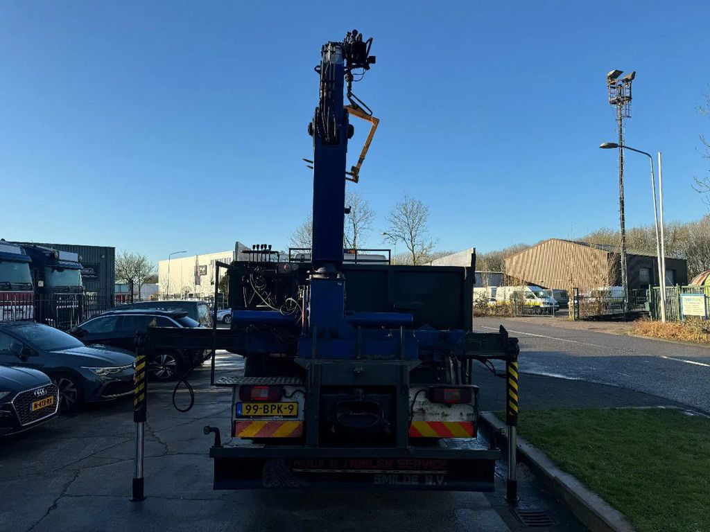 Volvo FM 340 6X2 EFFER 140 2S EURO 3 - Kamion sa dizalicom, Kamion sa tovarnim sandukom: slika 5 Volvo FM 340 6X2 EFFER 140 2S EURO 3 - Kamion sa dizalicom, Kamion sa tovarnim sandukom: slika 5