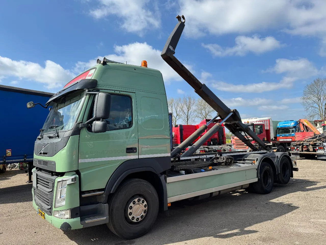 Volvo FM 410 6X2 EURO 6 VDL 20 T HOOK LIFTING AXLE - Kamion sa hidrauličnom kukom: slika 3 Volvo FM 410 6X2 EURO 6 VDL 20 T HOOK LIFTING AXLE - Kamion sa hidrauličnom kukom: slika 3