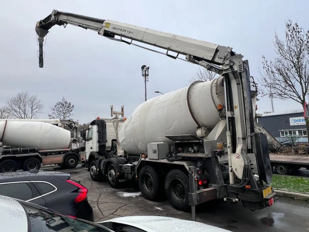 Volvo FM 410 8X4 - 3 UNITS! + MIXER 9m3 + LIEBHERR CON - Mikser za beton: slika 5 Volvo FM 410 8X4 - 3 UNITS! + MIXER 9m3 + LIEBHERR CON - Mikser za beton: slika 5