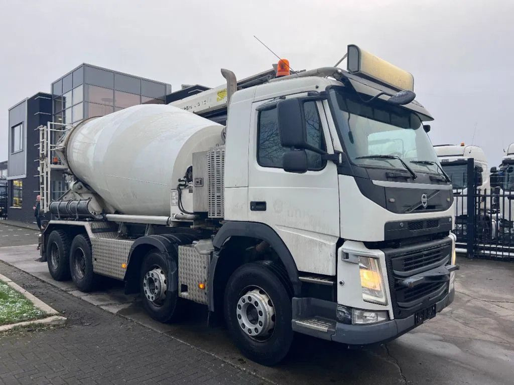 Mikser za beton Volvo FM 410 8X4 - 3 UNITS! + MIXER 9m3 + LIEBHERR CON: slika 8