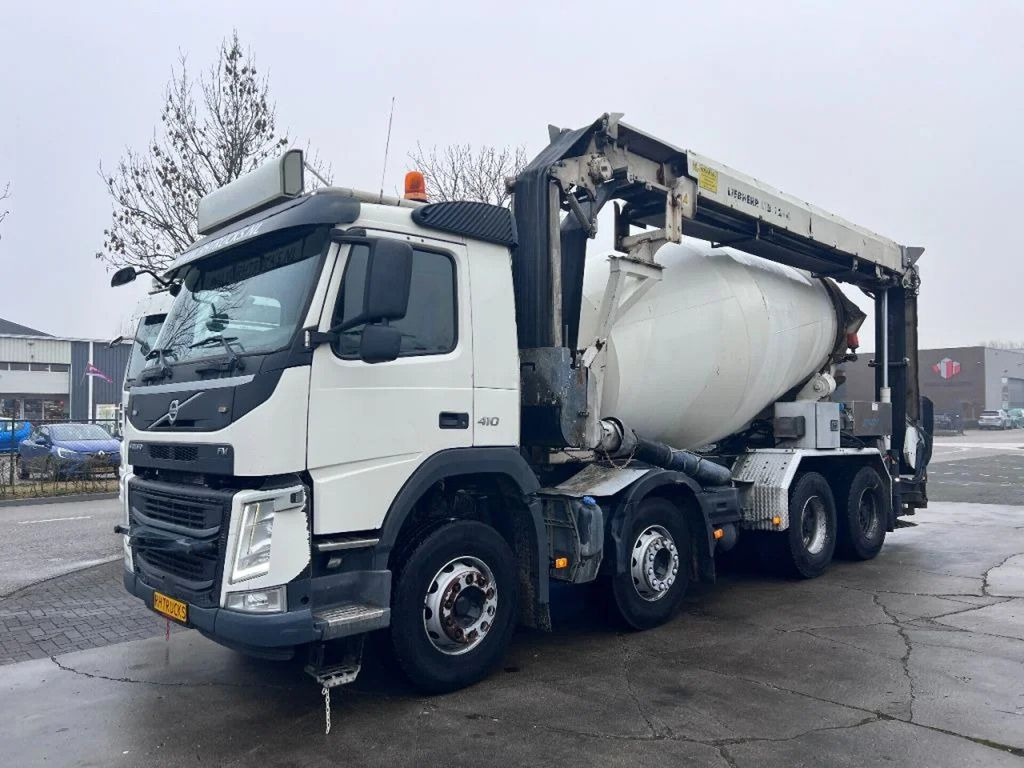 Volvo FM 410 8X4 MIXER 9m3 + LIEBHERR CONVEYOR BELT - Mikser za beton: slika 5 Volvo FM 410 8X4 MIXER 9m3 + LIEBHERR CONVEYOR BELT - Mikser za beton: slika 5