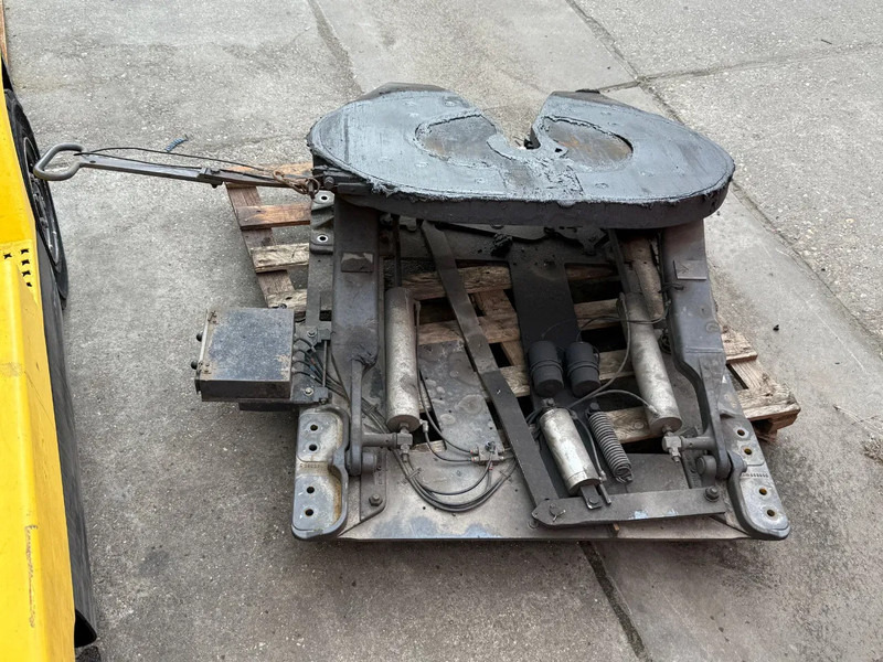 Jost HEFSCHOTEL / LIFTING DISH - Spojnica na petom točku za Kamion: slika 2 Jost HEFSCHOTEL / LIFTING DISH - Spojnica na petom točku za Kamion: slika 2