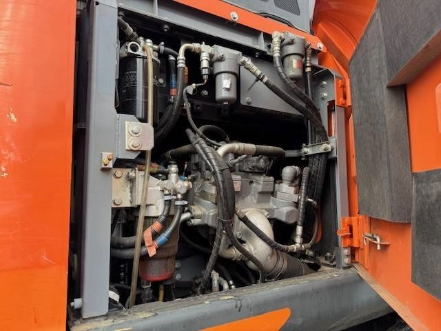 Hitachi ZX 170 W - Bager točkaš: slika 5 Hitachi ZX 170 W - Bager točkaš: slika 5