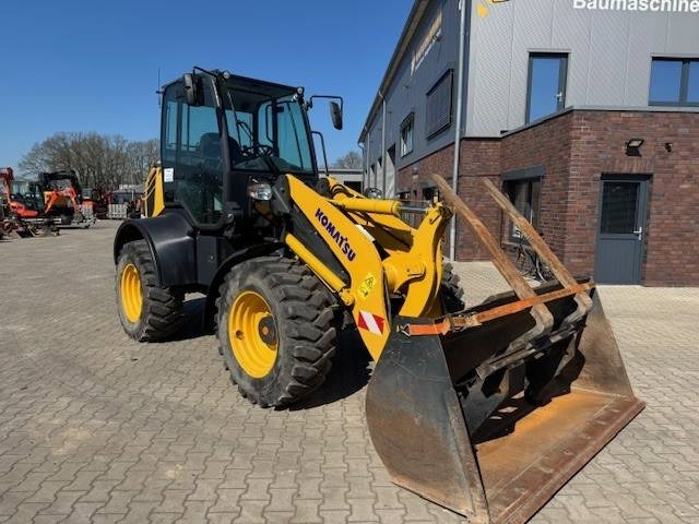KOMATSU WA 100M - Utovarivač točkaš: slika 5 KOMATSU WA 100M - Utovarivač točkaš: slika 5
