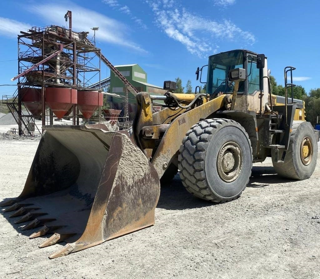 KOMATSU WA 470-3 - Utovarivač točkaš: slika 1 KOMATSU WA 470-3 - Utovarivač točkaš: slika 1