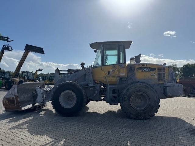 Komatsu WA 250-5  - Utovarivač točkaš: slika 3 Komatsu WA 250-5  - Utovarivač točkaš: slika 3