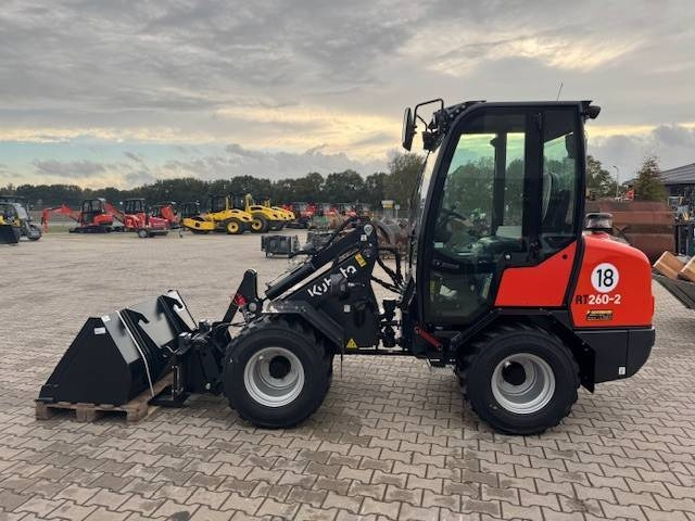 Kubota RT 260-2 - Utovarivač točkaš: slika 1 Kubota RT 260-2 - Utovarivač točkaš: slika 1