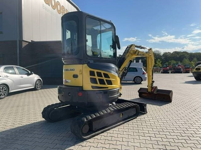 New Holland E 29 B SR - Mini bager: slika 3 New Holland E 29 B SR - Mini bager: slika 3