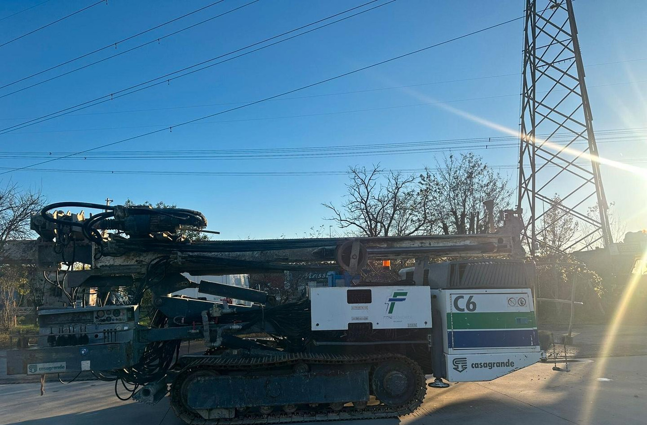 - Veliki kamon za bušenje: slika 5 - Veliki kamon za bušenje: slika 5