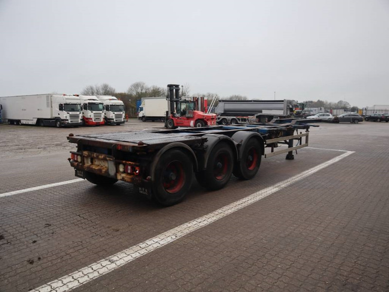 HFR Container chassis / Container-Fahrgestell - Poluprikolica za prevoz kontejnera/ Poluprikolica sa promenjivim sandukom: slika 2 HFR Container chassis / Container-Fahrgestell - Poluprikolica za prevoz kontejnera/ Poluprikolica sa promenjivim sandukom: slika 2